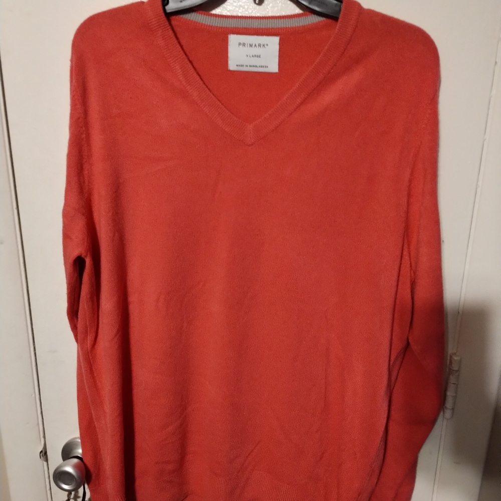 Men's Sz XL Hot Pink V-Neck Sweater